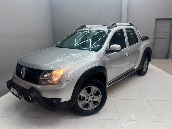 RENAULT DUSTER OROCH 1.6 16V SCE FLEX DYNAMIQUE MANUAL RENAULT DUSTER OROCH 1.6 16V SCE FLEX DYNAMIQUE MANUAL